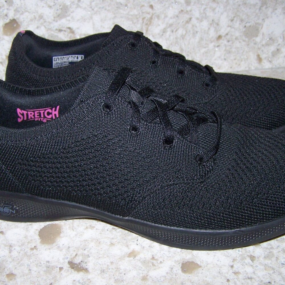 Sketchers GOGA Mat Black Slip-on shoes